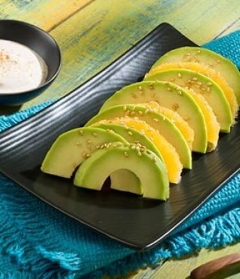 gallery/pic-330-sliced-avocado-and-oranges-with-tahini-yogurt-sauce-final-low